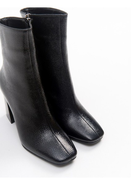 Tılla Black Patent Bootie