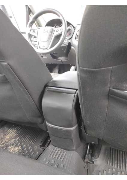Opel Astra J (2010-2020) Vidasız Konsola Geçmeli Kolçak fırsatları