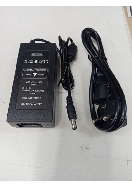 220 Voltu 12 Volta Düşürücü 12 Volt 5 Amper Adaptör 12V 5A Şerit LED Güvenlik Kamera Adaptörü - 12 Volt 5 Amper 12V 5A 12 Volt 5 Amper Adaptör Plastik Kasa Akım Korumalı 1.5metre Kablolu 60W