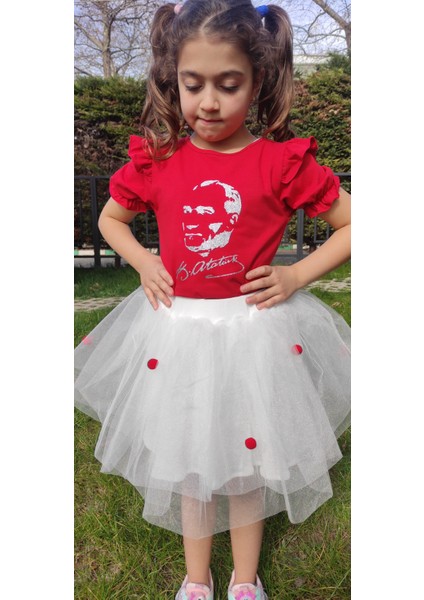 23 Nisan Atatürk Baskılı Omuzu Kolu Fırfırlı Tişört Kız Çocuk - 2-9 Yaş - Kırmızı Gri Simli - 2088