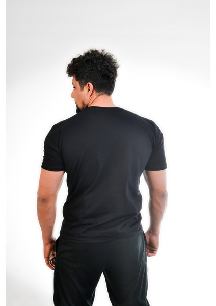 Gymohoenix Siyah Mini Logolu Erkek Tshirt modelleri