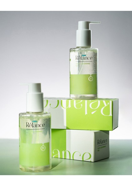 Nemlendiricili Yüz Temizleme Jeli 200 ml fırsatları