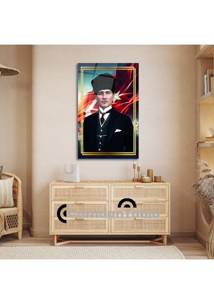 Atatürk ve Bayrak Cam Tablo