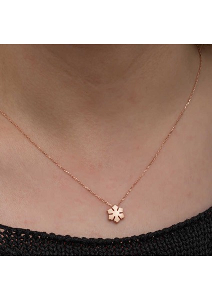 925 Ayar Gümüş Rose Minimal Kar Tanesi Kadın Kolye modelleri