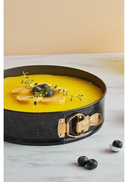 Black Gold Kelepçeli Kek Kalıbı 26 Cm fiyatları