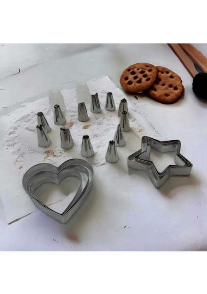 20 Parça Kek ve Pasta Süsleme Seti 12 Adet Krema Ucu 6 Adet Kek Kalıbı 2 Adet Krema Uç Sabitleyici fiyatları