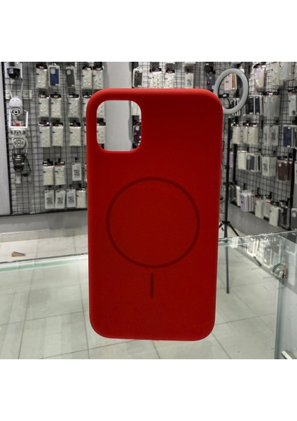 iPhone 11 Magsafe Yumuşak Silikon Kılıf Lansman İçi Kadife Dokulu Kablosuz Şarj Destekli Kırmızı