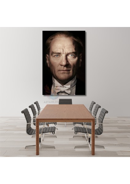 Yakın Çekim Atatürk Portresi Renkli Kanvas Tablo Dikey Duvar Tablosu