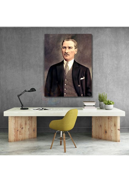 Renklendirilmiş Atatürk Kanvas Tablo Modeli Dikey Duvar Tablosu Ofis Ev Dekoru