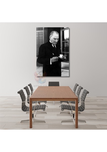 Dikey Kanvas Tablo Kahve Içen Atatürk Görseli Duvar Tablosu Ev Ofis Dekoru