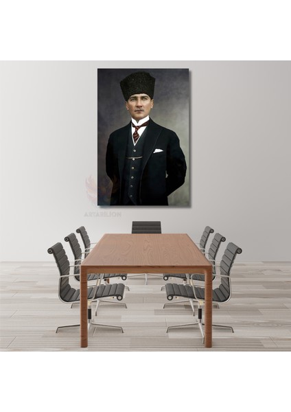 Mustafa Kemal Atatürk Renkli Kanvas Tablo Dikey Duvar Tablosu Atatürk Tablosu