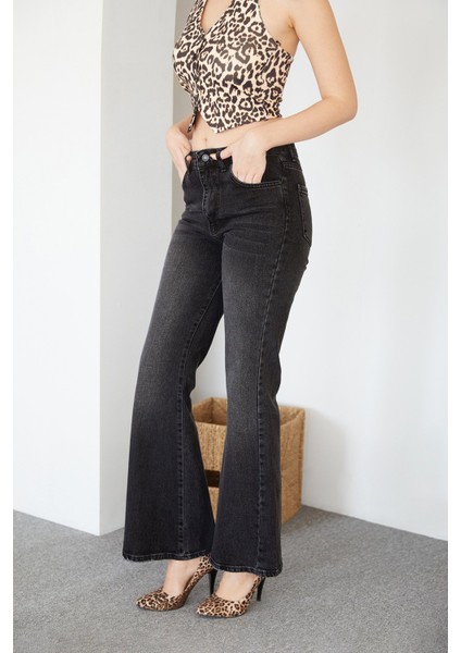 Yüksek Bel Flare Jean