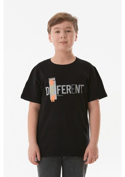 %100 Pamuk Different Yazı Baskılı Bisiklet Yaka Erkek Çocuk Tişört fiyatları