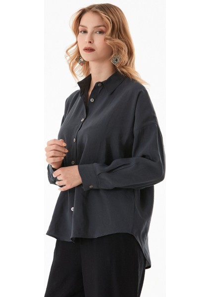 Basic Oversize Arkası Uzun Düğmeli Gömlek