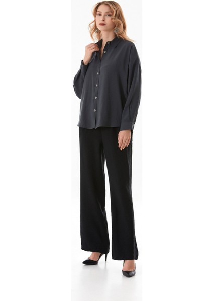 Basic Oversize Arkası Uzun Düğmeli Gömlek