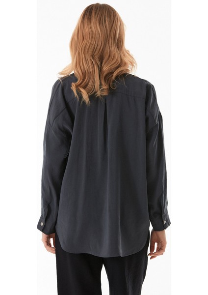 Basic Oversize Arkası Uzun Düğmeli Gömlek