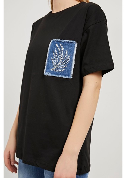 Armalıfe 1304 Taş ve Inci Kot Cep Detaylı Bis Yaka Kadın T-Shırt fırsatları