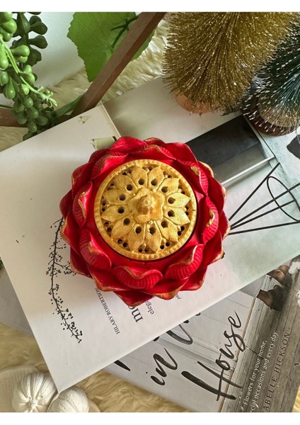 Kırmızı Lotus Model Tütsülük indirimleri