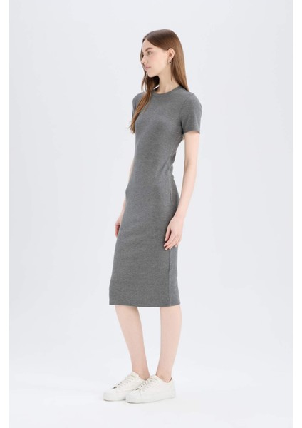 Bodycon Vücudu Saran Bisiklet Yaka Basic Düz Fitilli Kaşkorse Kısa Kollu Midi Elbise E6926AX25SP