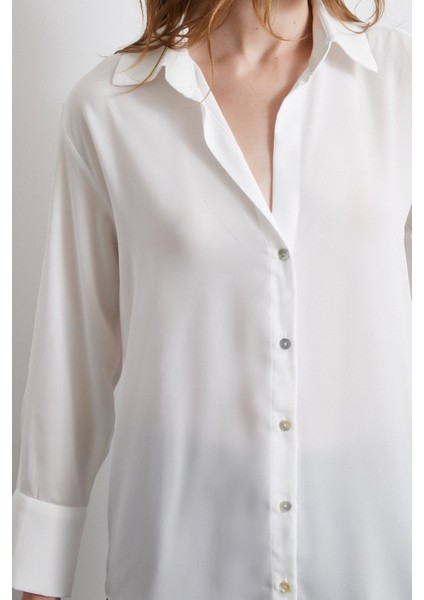 V Yaka Saten Gömlek Ekru fiyatları