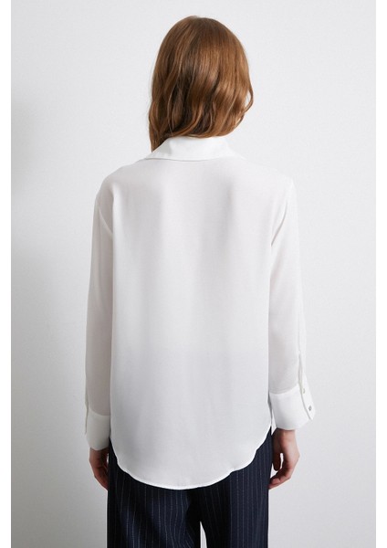 V Yaka Saten Gömlek Ekru modelleri