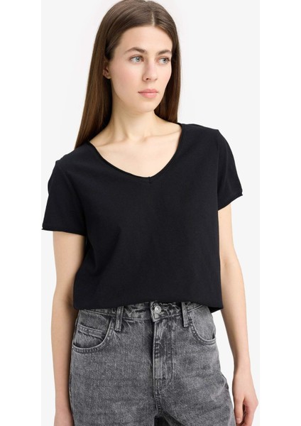 Regular Fit V Yaka Basic Düz Kısa Kollu Siyah Tişört K1507AZ25SM