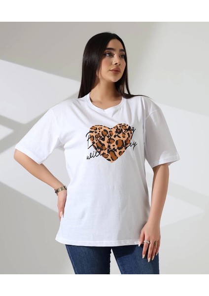 Leopar Kalp Baskılı Tişört