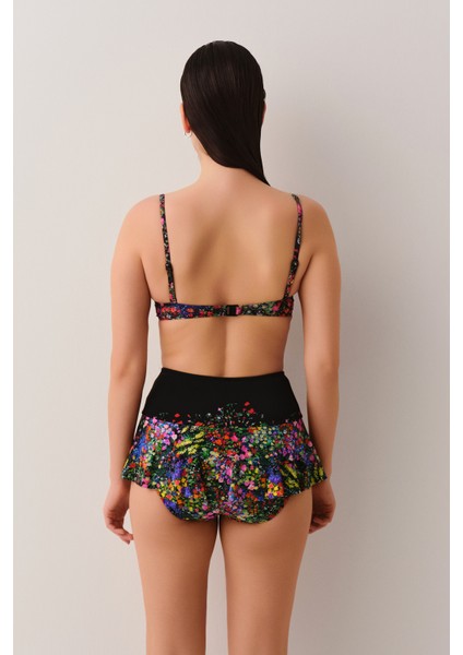 Garden Önden Bağcıklı Full Dolgulu Bikini Üst