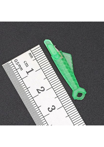 5pcyeşil Tarzı Pcsmini Dikiş Makinesi Iğne Geçirici Kanca Ile Plastik Dikiş Ekleme Aracı Yaşlı Hızlı Otomatik Değiştirici Zanaat (Yurt Dışından) modelleri