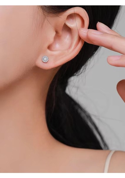 Timeless Series Işıltılı Harika Tektaş Gümüş Kadın Küpe 5,5 mm fiyatları