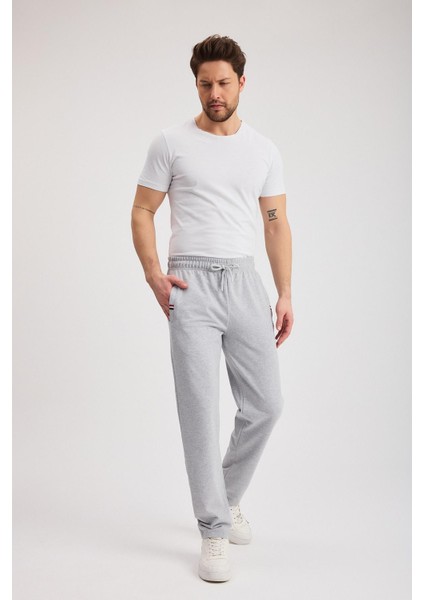 Gri Erkek Fermuarlı Cepli Nakış Detaylı Düz Paça Rahat Kesim Günlük Eşofman Altı indirimleri