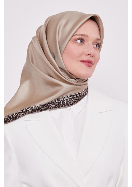 Vizon Şerit Leopar Desen Twill İpek Eşarp fiyatları