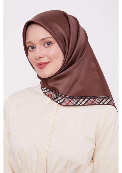 Kahve Ekose Kenar Twill Ipek Eşarp fırsatları