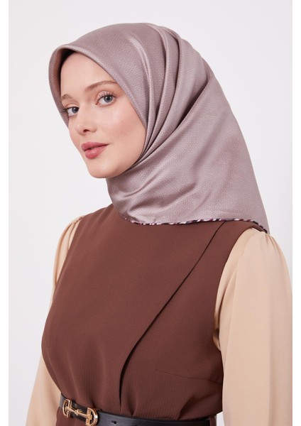 Vizon Benekli Twill Ipek Eşarp modelleri