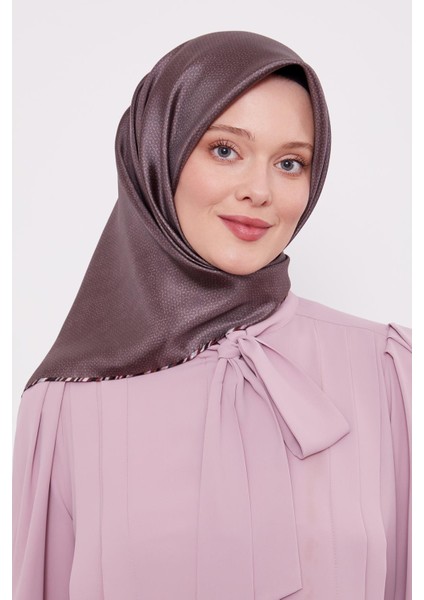 K.vizon Benekli Twill Ipek Eşarp fırsatları