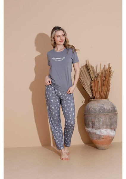 Kadın 20254 Kısa Kol Pijama Takımı Füme modelleri