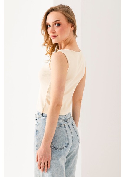 Kadın Bisiklet Yaka Düğmeli Fitilli Body Krem - 25Y 2457