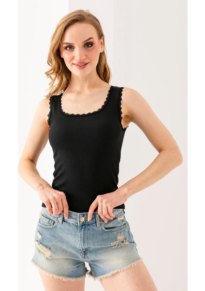 Kadın Kalın Askılı Dantel Detaylı Bürümcük Atlet Siyah - 254408