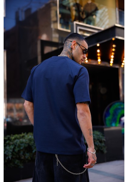 Lacivert Renk Yarım Kol Oversize Tişört