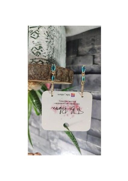 Okyanus Mavisi ve Zirkon Taşlı Çelik Küpe Göz Alıcı fırsatları