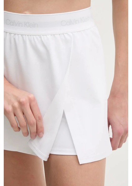 Kadın Beyaz Spor Etek modelleri