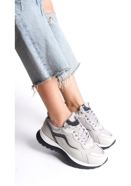 Siyah Krem Fileli Comfort Tabanlı Rahat Bağcıklı Günlük Kadın Sneaker Spor Ayakkabı modelleri