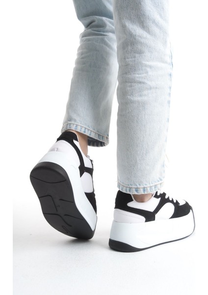 Gümüş Detaylı Siyah Yüksek Tabanlı Rahat Bağcıklı Günlük Kadın Sneaker Spor Ayakkabı fırsatları