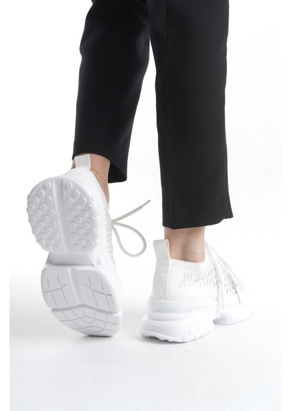 Siyah Parlak Taşlı Çapraz Şeritli Yumuşak Rahat Yüksek Tabanlı Sneaker Kadın Spor Ayakkabı