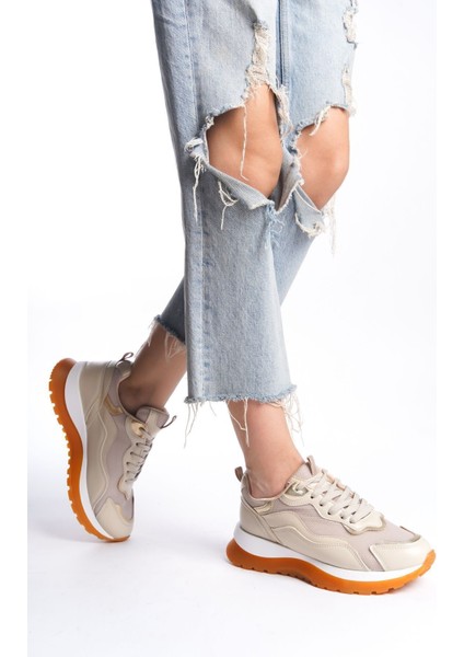 Gri Beyaz Fileli Comfort Tabanlı Rahat Bağcıklı Günlük Kadın Sneaker Spor Ayakkabı indirimleri