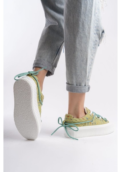 Beyaz Üstten Şerit Bağcık Detaylı Yumuşak Tekstil Rahat Günlük Sneaker Kadın Spor Yürüyüş Ayakkabısı fiyatları