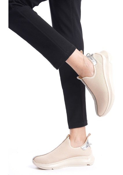 Siyah Ortadan Parlak Şerit Detaylı Yumuşak Tekstil Günlük Sneaker Kadın Spor Yürüyüş Ayakkabısı modelleri