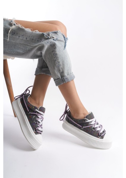 Beyaz Üstten Şerit Bağcık Detaylı Yumuşak Tekstil Rahat Günlük Sneaker Kadın Spor Yürüyüş Ayakkabısı modelleri