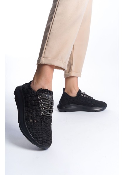 Siyah Bağcıklı Yüksek Taban Cilt Günlük Kadın Sneaker Spor Ayakkabı fırsatları