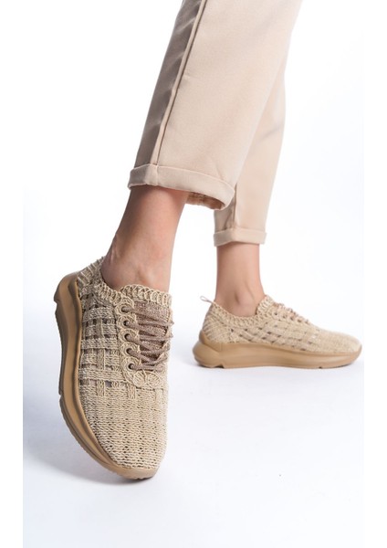 Siyah Bağcıklı Yüksek Taban Cilt Günlük Kadın Sneaker Spor Ayakkabı modelleri